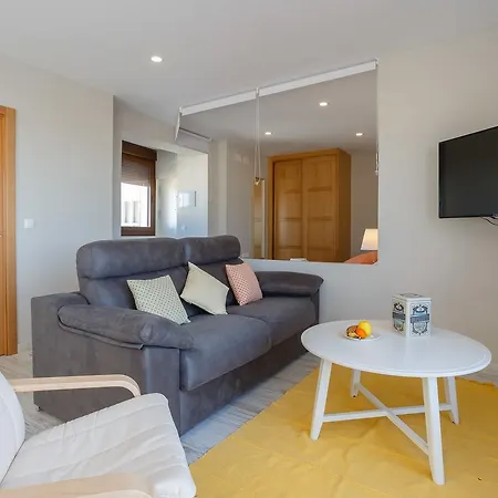 Atico Full Balcony By Cadiz4rentals 公寓 *